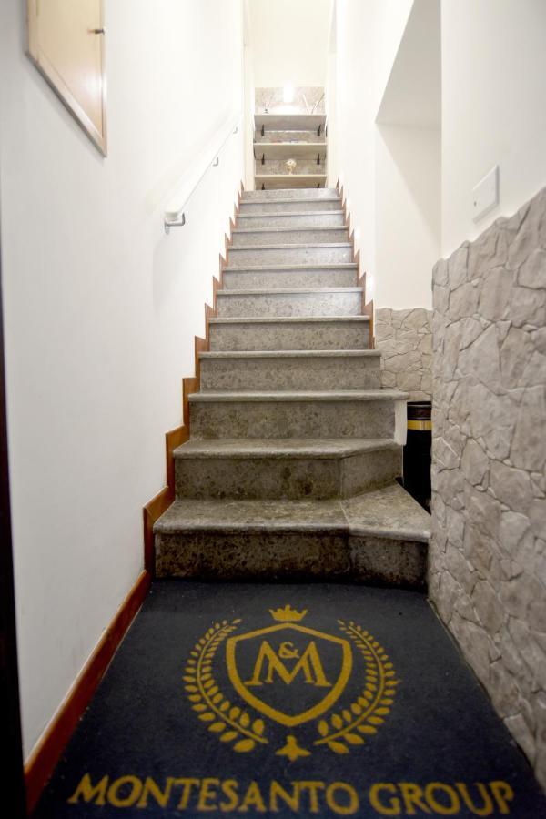 Montesantogroup Amalfi Room เนเปิลส์ ภายนอก รูปภาพ